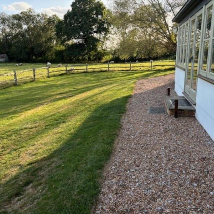 The Old Cricket Pavilion, Bodiam, East Sussex Dış mekan fotoğraf